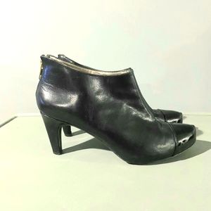 Easy Spirit- Antigravity Black Booties